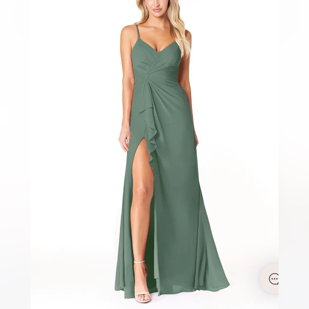 Elegant Green Evening Gown